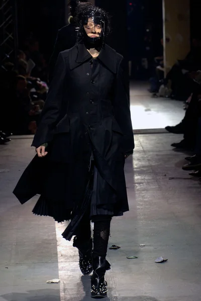 Look 29